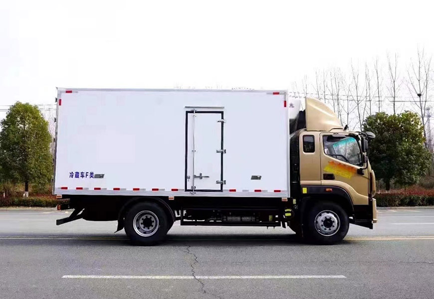 福田奥铃大黄蜂冷藏车