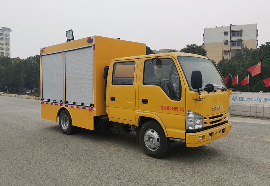 福田抢险车